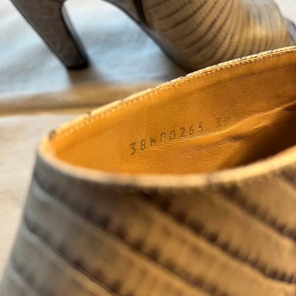 Auth Margiela Curved Heel Boots - Picture 6 of 8